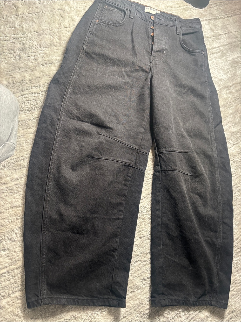 Women's barrel Leg Jeans in Black - Picture 3 of 4